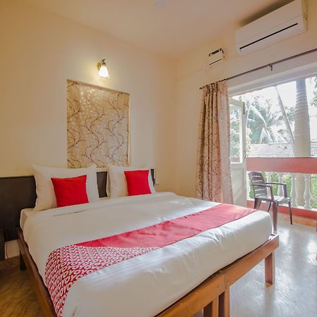 Oyo Flagship 13853 Shruti Resort Калангут Экстерьер фото